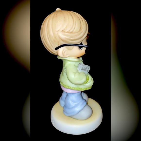Precious Moments Figurine- “Gratitude With Attitude” - Picture 5 of 12